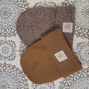 SET OF TWO CARHARRT BEANIES